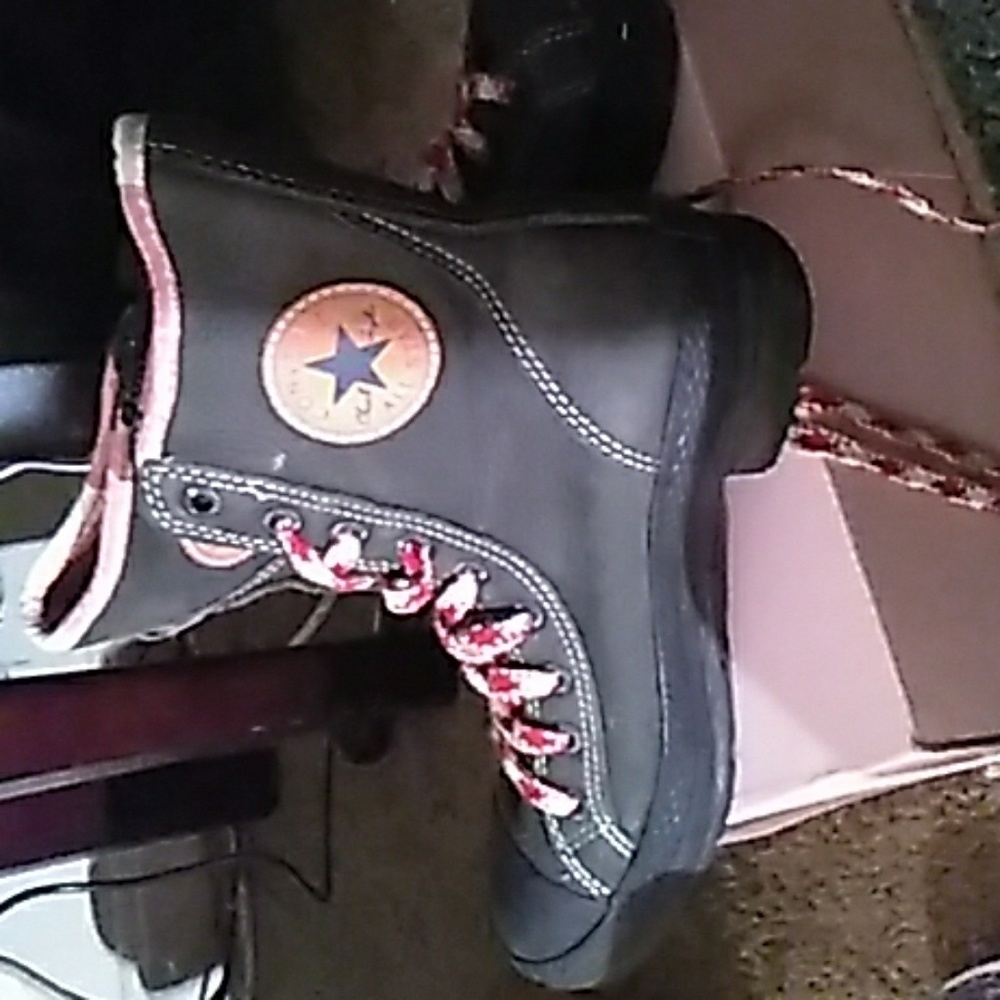 Converse boots